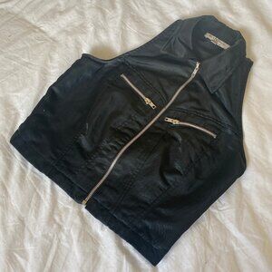 Le Château Vintage Black Vest in Size Small